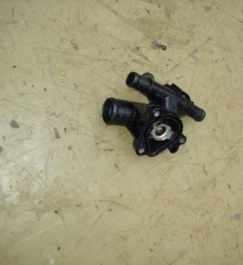 Renault laguna iii 2.0 dci корпус термостата фото №1