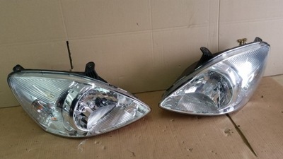 Hyundai matrix 08- лампа передня перед ліва lub права фото №1