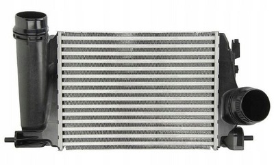 Радиатор воздуха интеркулер qashqai, 13- фото №1