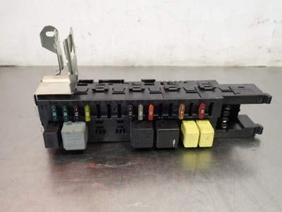 Коробка запобіжників mercedes-benz w203 c180 фото №1