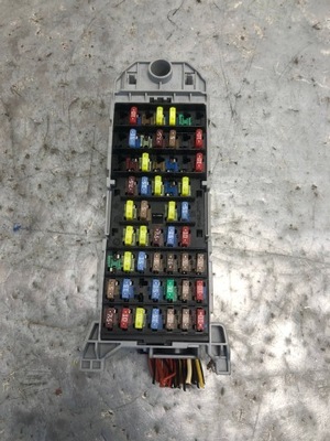 Коробка предохранителей opel meriva a lift 93363136 фото №1