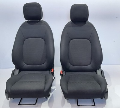 Сидіння заднє сидіння jaguar e pace x540 фото №1