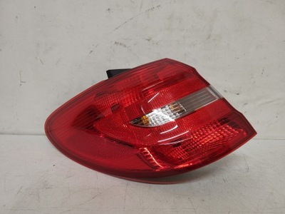 Лампа задняя левая mercedes b-klasa w246 a2468200164 фото №1
