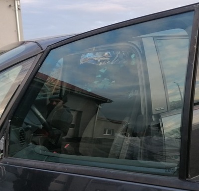 Renault espace iv lift стекло дверь левая передняя перед фото №1