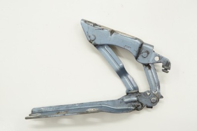 Vw golf vi петля капот левый la5q 5k0823301b фото №1