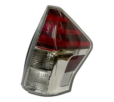 Toyota prius + plus 15- led фара задняя новая правый фото №1