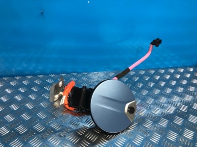 Toyota prius plug in разъём крышка зарядки фото №1