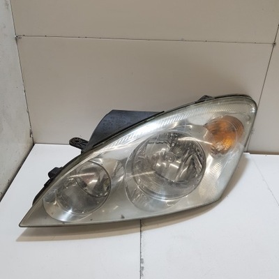 Лампа левая передняя kia ceed 92101-1h000 фото №1