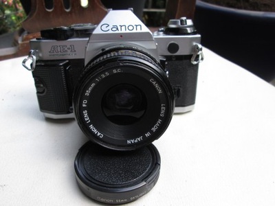 Aparat Canon AE-1 Program Z CANONEM 35 / 3,5