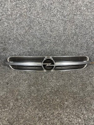 Opel vectra c przedlift решітка радіатора решітка радіатора радіатора фото №1