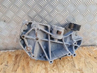 Кронштейн генератора canter fuso 504371326 фото №1