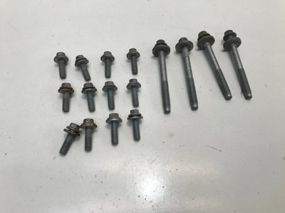 Volvo xc40 2.0t болти підвіска задня фото №1