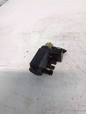 Mercedes-benz b w245 2.0 клапан вакууму a0061536628 фото №1