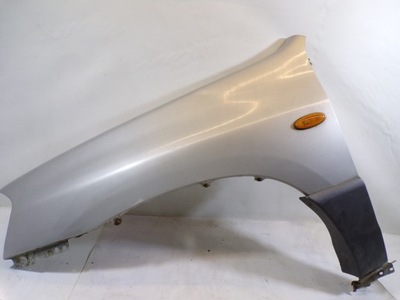 Крила лівий передній mazda tribute фото №1