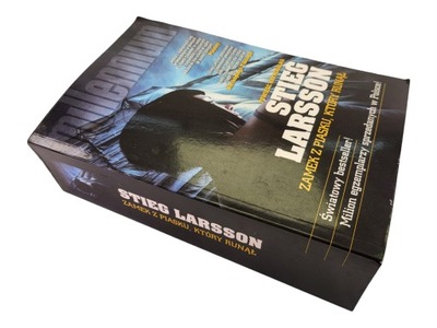 STIEG LARSSON ZAMEK Z PIASKU KTÓRY RUNĄŁ