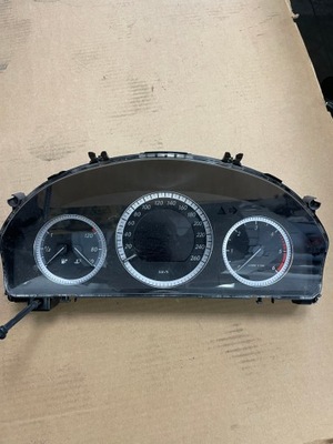 Mercedes w204 счетчик a2044400111 фото №1