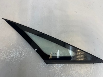 Kia carens iv стекло правая кузовная фото №1