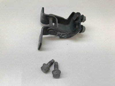 Mazda mx-30 2022 петля задніх двері правий верхній фото №1