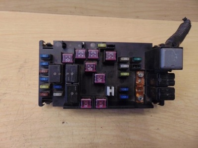 Коробка запобіжників subaru legacy iv 2.0 b фото №1