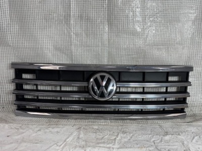 Vw touareg ii 19- решётка радиатора фото №1