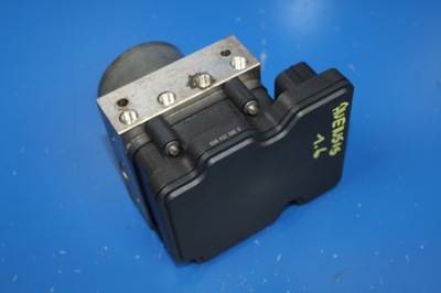 Toyota avensis t27 t29 verso насос блок керування abs фото №1