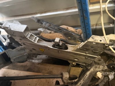 Peugeot 2008 ii підрамник travers фото №1