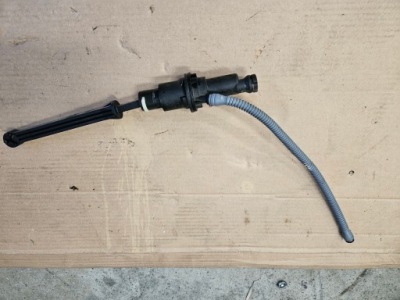 Помпа цилиндр сцепления сцепления peugeot 208 9672094480 фото №1