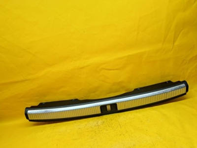 Молдинг декоративна поперечина задня багажника audi a4 b6 8e9864483e фото №1