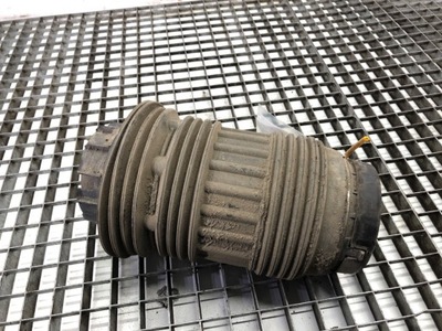 Подушка підвіска лівий задня porsche panamera 97033353316 хетчбек фото №1