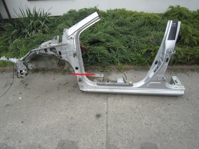 Corolla e15 sedan чверть лівий перед лонжерон фото №1