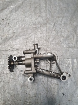 Насос масла 7700100894g opel vivaro 11r. 2.5d фото №1