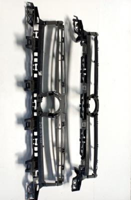 Volkswagen оригинальный номер 2k5807231 решётка радиатора решётка радиатора усилитель фото №1