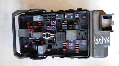 Opel insignia b коробка предохранителей 39116626 фото №1