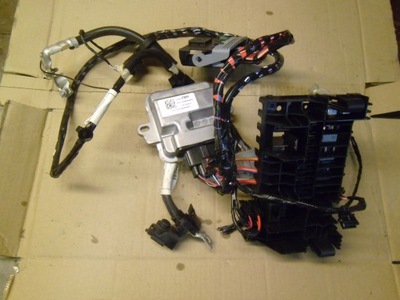 Електропроводка акумулятор клема opel astra k 15-- фото №1