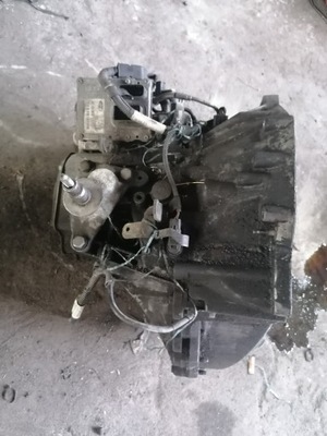 КОРОБКА ПЕРЕДАЧ 20DR01 CITROEN BERLINGO III 1.6HDI