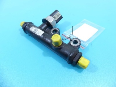 Молдинг впрыскная citroen c6 2.7 hdi 204km фото №1