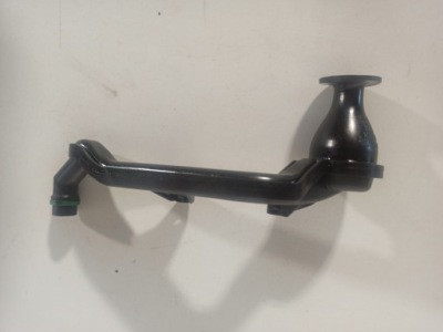 Маслоприймач вентиляція картера масляна 8653858 volvo v70 2,4d фото №1