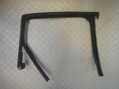 Audi a4 b8 kombi правая прокладка na дверь задняя фото №1