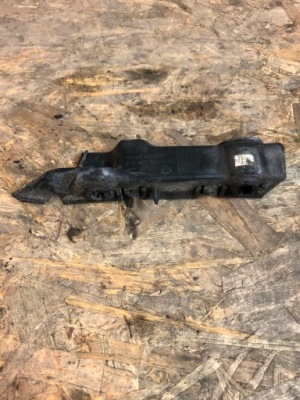 Напрямна передній правий audi a5 8t0807284a фото №1