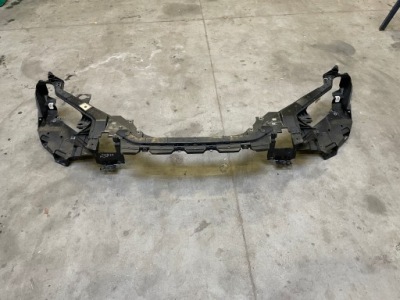 Volvo v40 pas передний усилитель 31385913 aa фото №1