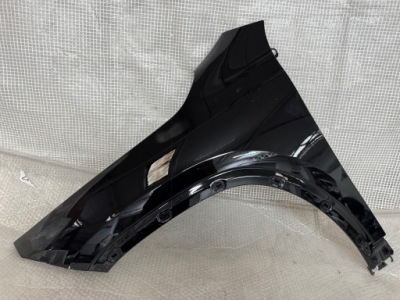 Mercedes gla w247 лівий передній крила фото №1