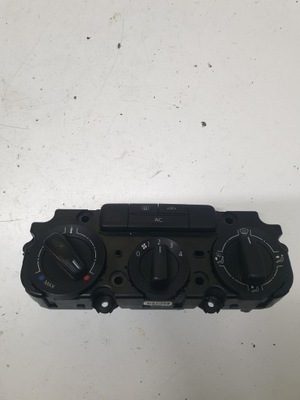 ПАНЕЛЬ ПОВІТРОВОДУ КОНДИЦІОНЕРА VW JETTA IV 5C0820047