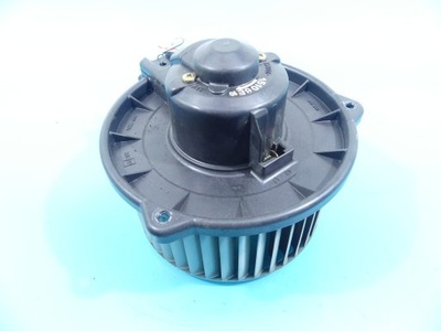 Повітродувка обдув вентилятор toyota matrix фото №1