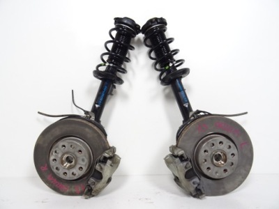 Audi a3 амортизатор поворотный кулак правый  1k0407256aa фото №1