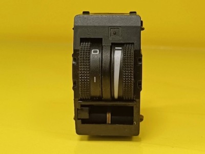 Перемикач регулювання світла audi a3 8l 4b0919094 nr339 фото №1