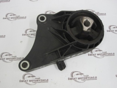 Insignia astra 2.0 cdti 11r кронштейн подушка 1322767 фото №1