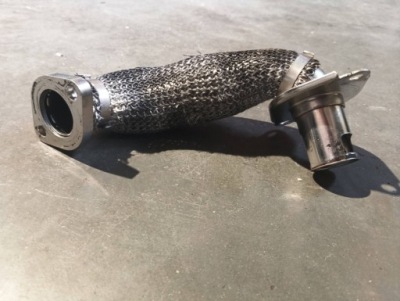 Трубка труба egr 059131530t audi 3.0 tdi фото №1