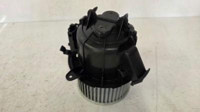 Вентилятор повітродувка обдув peugeot e208 208 ii electric фото №1