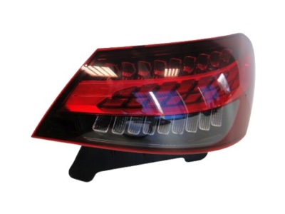 Mercedes e klasa 213 w213 lift лампа задняя правая фото №1