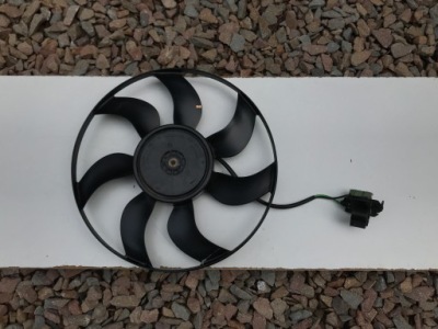 Opel astra 4 iv j вентилятор радіатора рестайлінг  2012-2015 фото №1